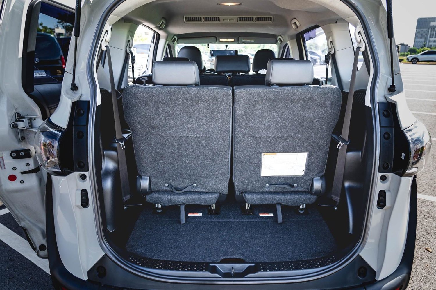 舒適七人座車圖片4